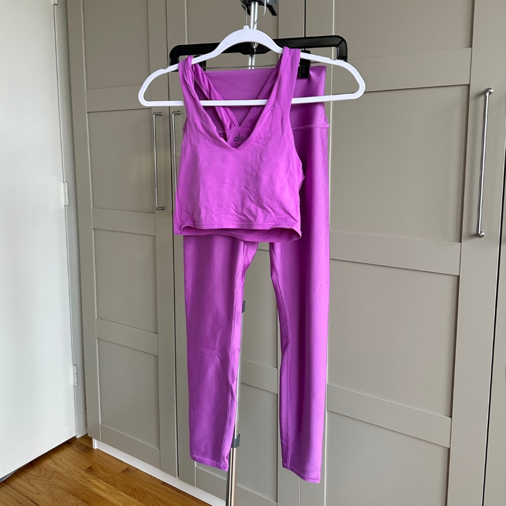 Alo Workout Set [S, Violet]